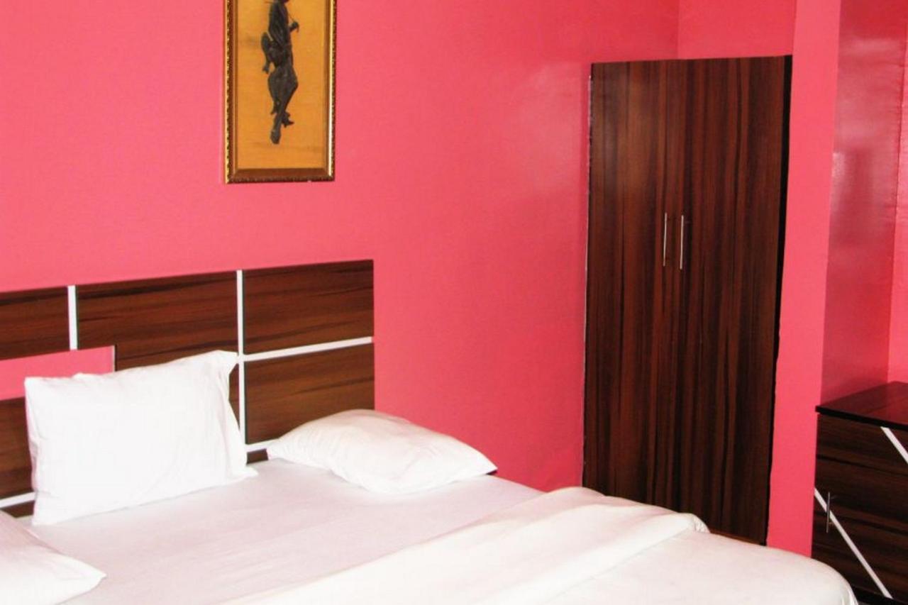 Room In Lodge - Londa Hotel And Suites Port Harcourt Ngoại thất bức ảnh